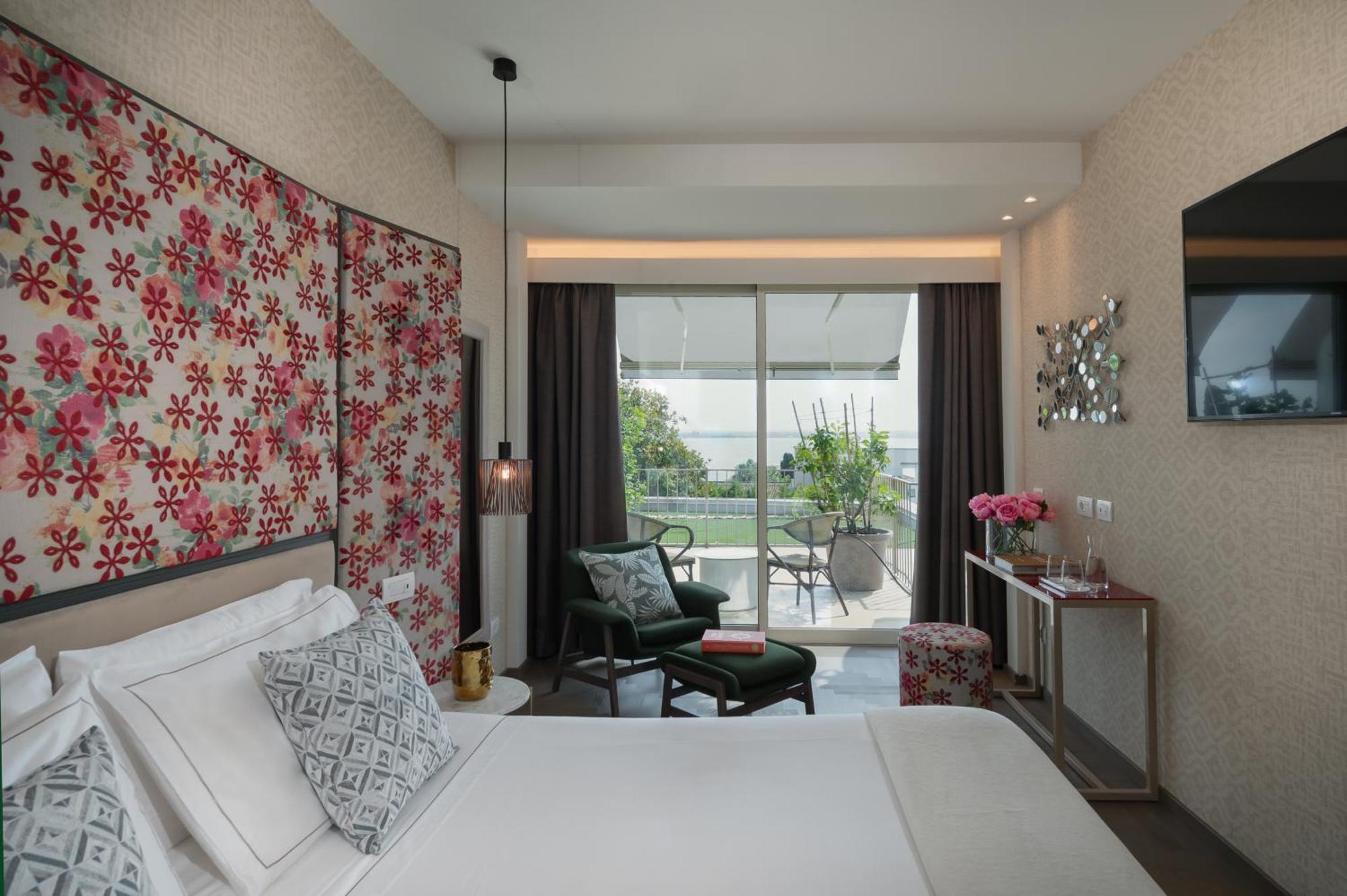 Olivi Hotel & Natural Spa Sirmione Bagian luar foto