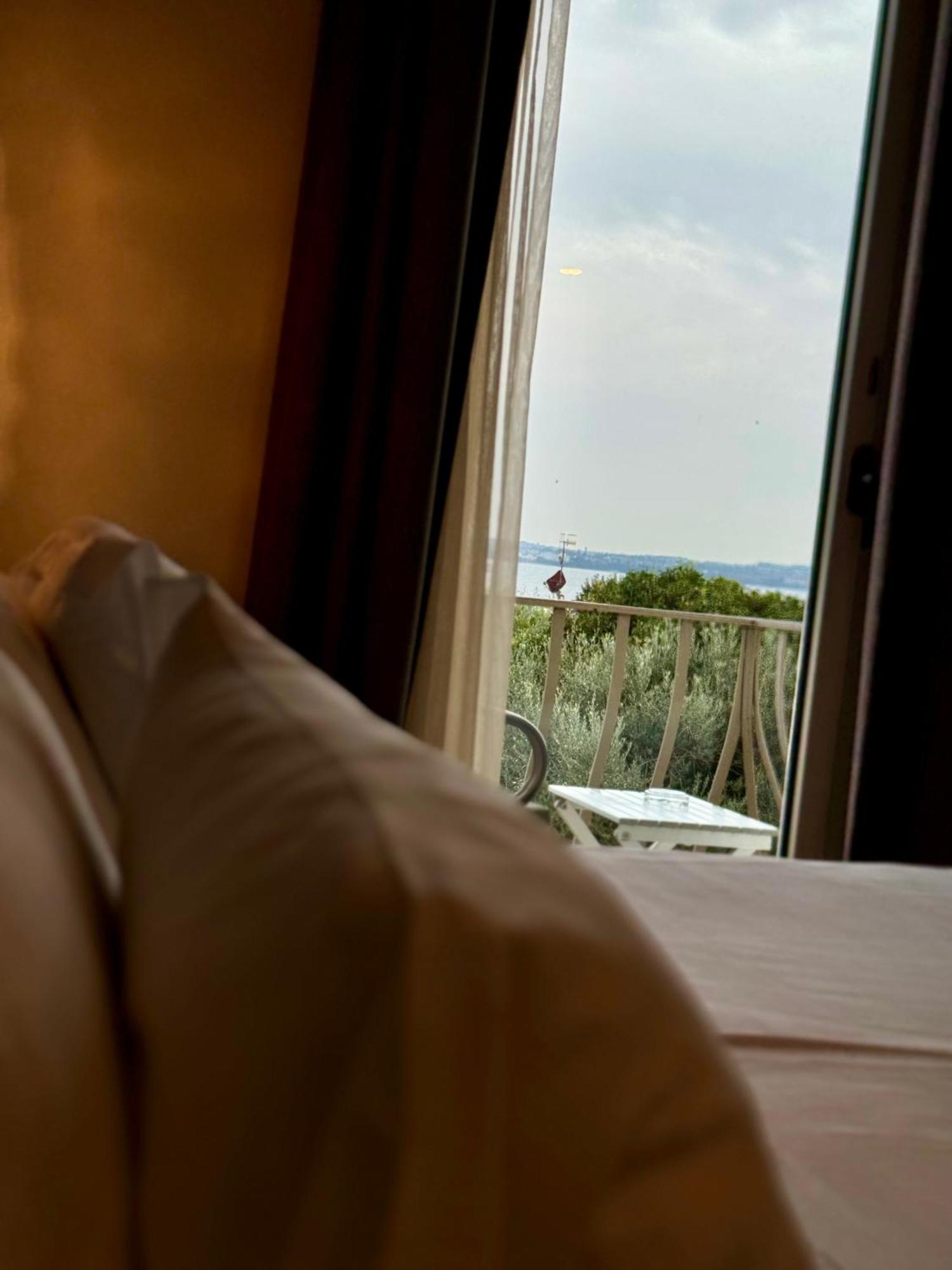 Olivi Hotel & Natural Spa Sirmione Bagian luar foto